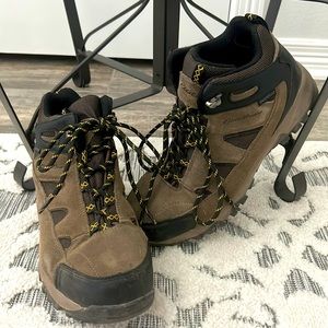 Eddie Bauer waterproof boots